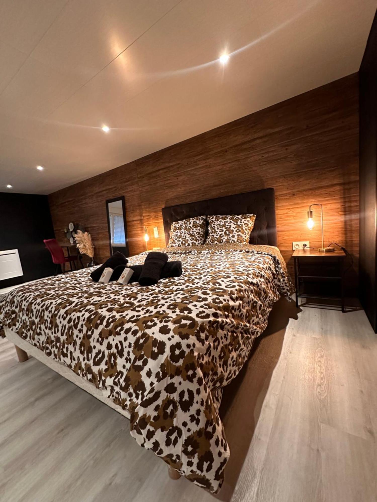 Apartment Jolie Dependance Equipee Cholet